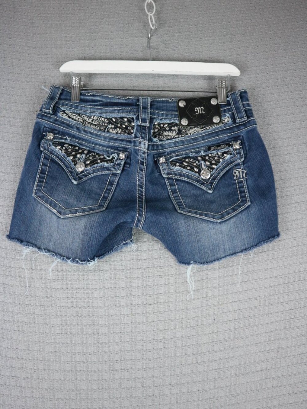 Miss Me Heavy Embellishment Cropped Shorts 28W Jean Shorts Rhinestone Distressed